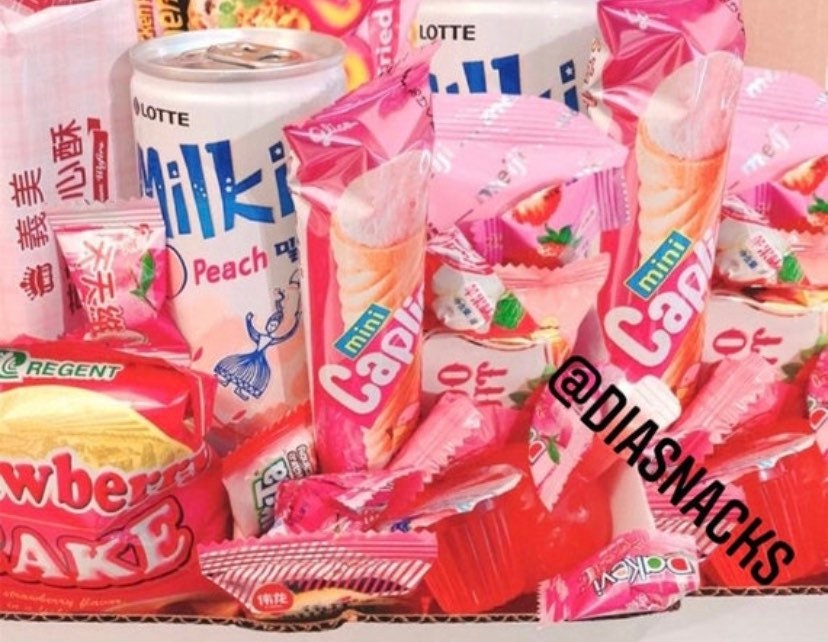 Pink/Colored Asian Snacks/ Exotic Snacks Mixed/Variety, Asian, Japanese, Korean, Worldwide, Taiwan, Ramen, Drinks, mochi Valentines